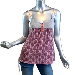 Free People Tank Women’s Medium Excellent Condition! Grey and purple Henley